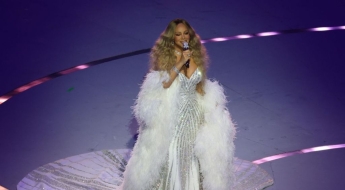 "입과 소리가 따로"…머라이어 캐리, 올림픽 개막식 립싱크 논란