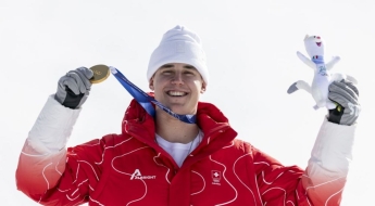 스위스 폰 알멘, 동계올림픽 첫 금메달 주인공