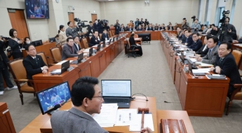 관세 인상 막아야 하는데…대미투자법 지연 언제까지