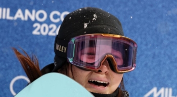 '두가지 기록' 쓴 여고생 스노보더 최가온, 설상 첫 금메달…'기적을 만들다'