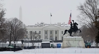 美, 은행에 고객 시민권 정보 수집 요구 검토…이민 단속 강화 움직임