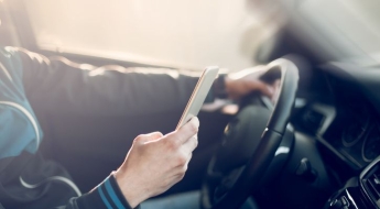 수능 마친 고3들 '필수 코스'였는데…요즘 청년들, 면허 취득 미룬다는데[세계는Z금]