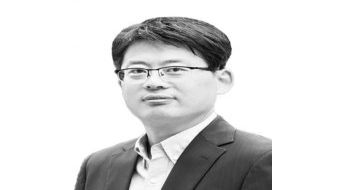 [논단]보이지 않는 병 '괜찮은 척' 요구하는 사회