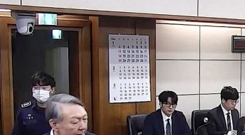 윤석열·김건희, 설날 나란히 '옥중 떡국'…접견도 제한 