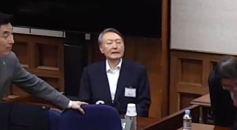 '무기징역' 윤석열, 다시 서울구치소 2평 독방으로…저녁은 미역국·잡곡밥