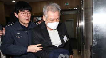 '건진법사' 전성배 1심서 징역 6년…