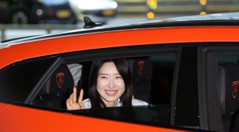 "진짜 람보르기니가 모시러 왔다"…김길리 '3억 슈퍼카' 타고 금의환향