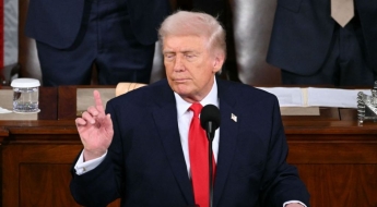 러우전쟁 4주년인데도…트럼프, 우크라 지지선언 끝까지 안해 