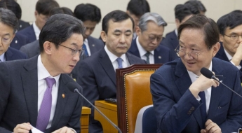 금융지주 회장 연임 '주총 특별결의' 도입 0곳…'영(令)' 안 선 금융당국