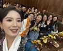 "송혜교 닮은 무용수 있대" 中 식당에 한국인들 우르르