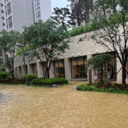 또 물난리 난 강남 '개포자이'…"워터파크냐" 입주민 불만