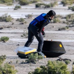 소행성 흙·돌 담은 美 탐사선 캡슐, 7년만에 지구 귀환