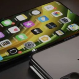 '인싸템' Z플립처럼…"애플, 접는 아이폰 이르면 2026년 나온다"