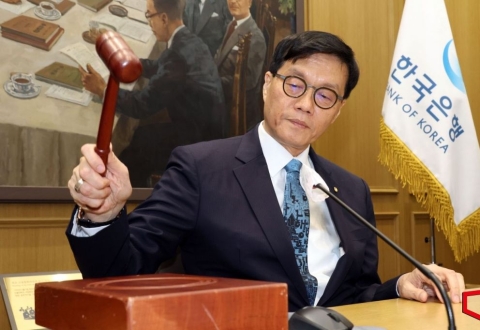 韓美 금리역전 '역대 최대' 예고…外人썰물 부담보다 큰 변수