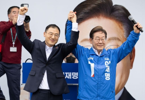 이재명-김상욱, 전북서 만났다…중도보수 확장 지속