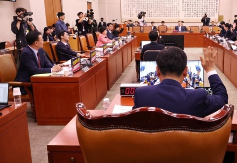 '대법관 증원법' 법사위 소위 통과…'14명→30명' 단계적 증원