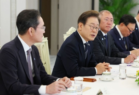 '민간단체 또 대북전단 살포' 李대통령, 예방·사후 처벌 대책 지시