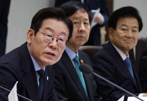 李대통령 "내년 잠재성장률 반등에 정책 역량 집중해야"