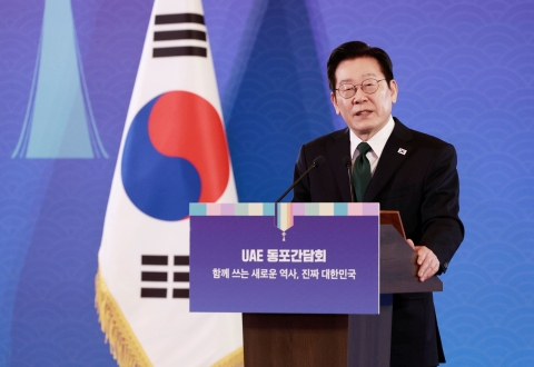 UAE 동포 만난 李대통령 "한-UAE 경제공동체로 발전시킬 것"