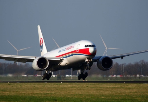 "일본 가지마"…노선 900편 운항 중단한 中 항공사