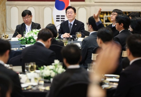 李대통령 "쿠팡 피의자가 중국인? 어쩌라고요…혐중 선동 억제해야"