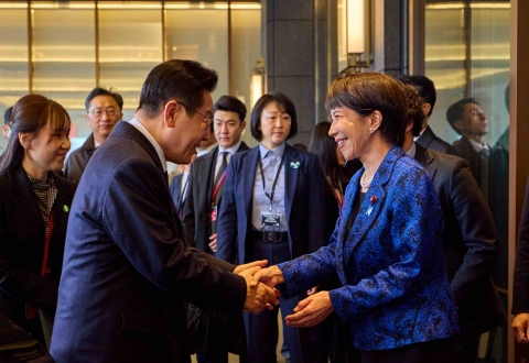 李대통령, 다카이치 日총리와 소인수 회담 시작