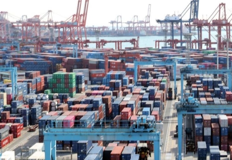 美 글로벌 관세 10→15% 전망…트럼프 "몇달 내 새 관세 결정"