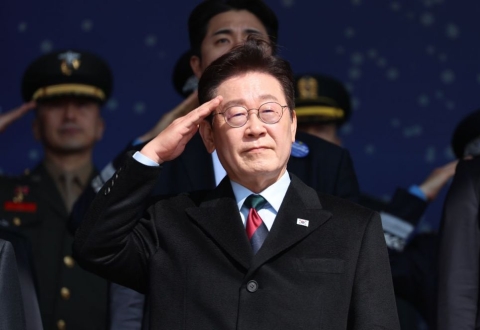 李대통령 "자주국방 불가 낡은 인식…전작권 회복, 한미연합 주도"