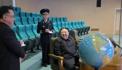 北 "정찰위성, 부산 정박 美핵항모 칼빈슨·하와이 촬영"