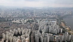 정부가 지원한 전세대출 잔액 70조원…집값 급등 빌미