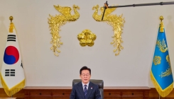 '청와대 시무식' 李대통령, 새해 국정 시동…신년 인사회엔 '국힘 불참'