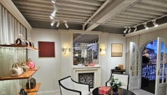 [럭셔리월드]샤넬에 1위 뺏긴 루이비통…한국에 공 들이는 이유