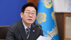 李 "생리대 너무 비싸다" 지적에…업계, 중·저가 라인 확대