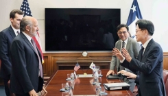 트럼프 "韓 관세 25%로 인상" 압박…다시 러트닉 만나는 김정관