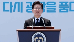 李대통령, '탱크데이' 스벅 겨냥 "저질 장사치의 비인간적 막장행태"
