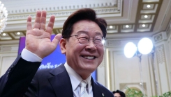 李대통령 "골프·선거는 고개 들면 진다"…167분 마라톤 회견
