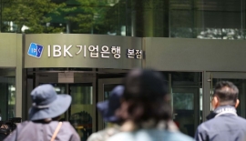 은행들 '총선 도구'로…산은 이어 기은 '지방 이전' 법안 발의   