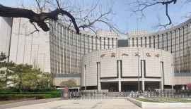 中 '사실상 기준금리' LPR 9개월째 동결…1년물 3%·5년물 3.5%