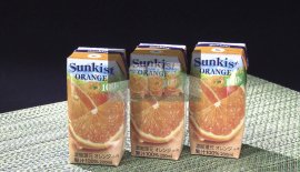 역대급 엔저에 일본 식품물가 비상…라멘·오렌지주스 가격 오르고 판매중단 