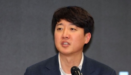 이준석 "부정선거 음모론과 전쟁…황교안·전한길 끝장토론 하자"