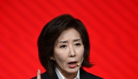 나경원, 민주당 경선에 "'말은 대통령, 칼은 대표' 체제로 가겠다는 것"