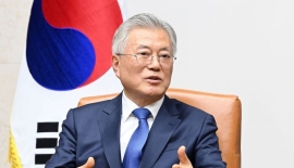 문재인 前대통령, 北美 정상 향해 "과감히 마주 앉길…트럼프 2기서 '평화 결실' 맺어야"