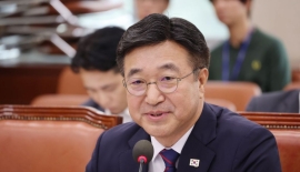 현장부터 찾은 윤호중… 중수청 신설 등 개혁에도 속도