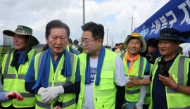 與, 순회경선 미루고 수해복구 총력…정청래·박찬대 민심잡기 집중