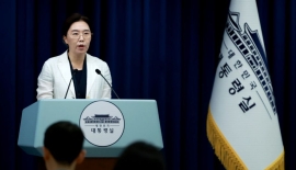 대통령실 "국민임명식에 文 내외, 盧 유가족 참석"