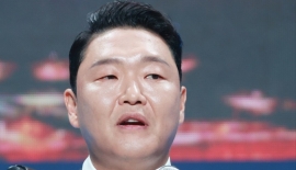경찰, 싸이 '향정신성의약품 대리 처방' 혐의 수사…소속사 "대리수령 불찰"