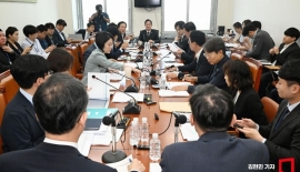 [조세돋보기]1회독 몰아치기…쟁점법안 타협점 찾는 여야