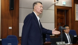 특검, '주가조작' 웰바이오텍 회장 신병확보 또 실패