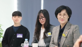 "화장 안 하면 '예의 아니다?'"…2030 청년, '지역에서의 성별 격차' 민낯 공유