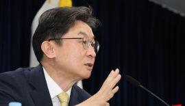 이억원 "은행 가계대출 70%가 떼일염려 적은 주담대, 시정해야"